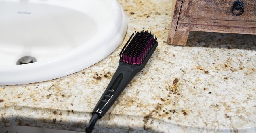 10 Best Hair Straightening Brushes in 2023 (*Detailed Reviews*)
