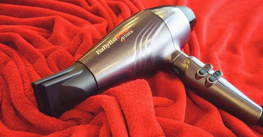 babyliss blow dryer