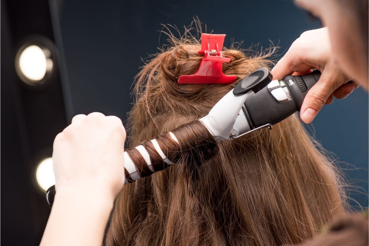 white curling wand