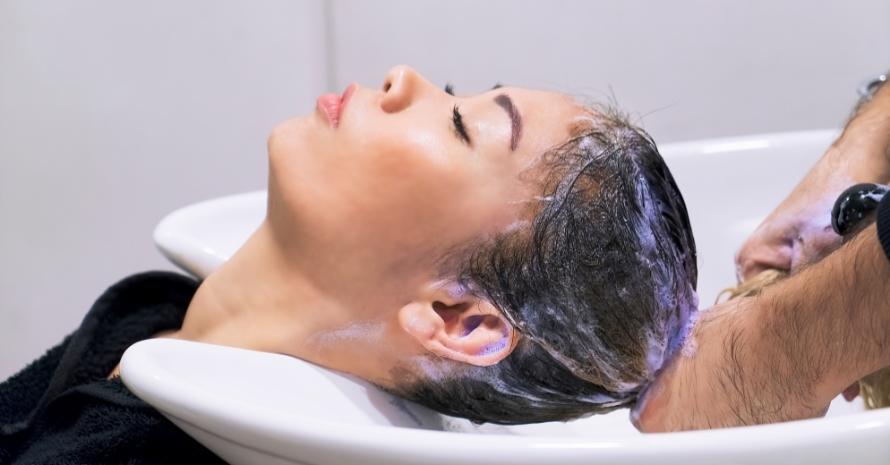 purple shampoo in beauty salon